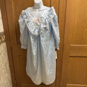 NWT Vintage Women's Nicole Long Blue w/ Lace Accents Nightgown - Large